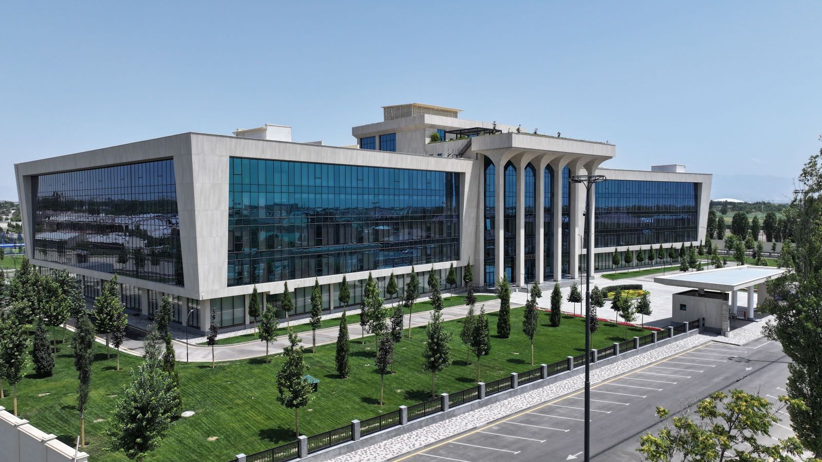 Faculty of Management | British Management University in Tashkent