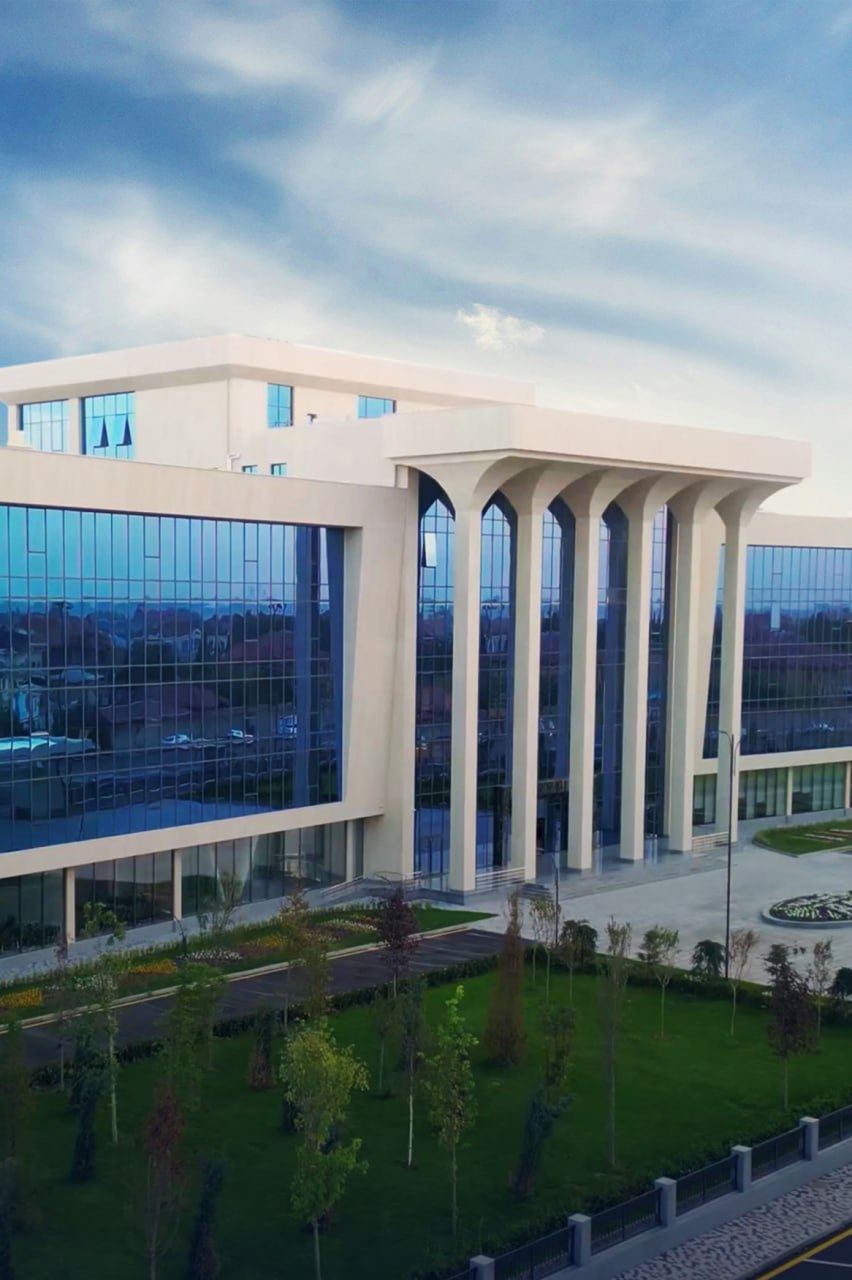 Uni qoyishim bilan darhol keldim.